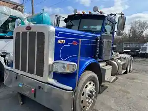2015 Peterbilt 389 Truck for Parts (Stock #254)) Part Image