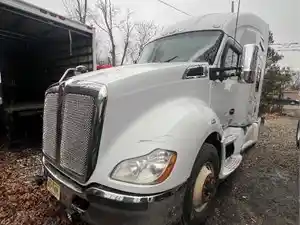 2018 Kenworth T680 Truck for Parts (Stock #230)) Part Image
