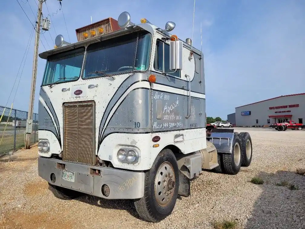 1972 Peterbilt 352M Truck for Parts for sale Strafford Missouri