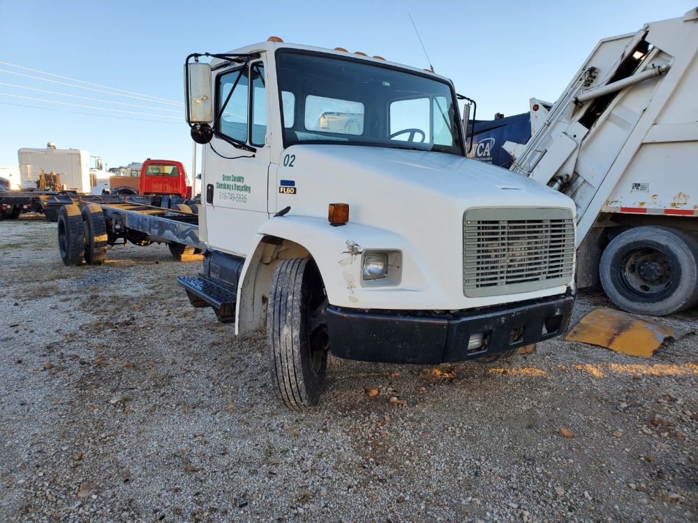 1996 FREIGHTLINER FL60 | Truck Component Services