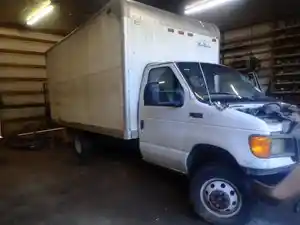 Salvage 2005 Ford Econoline - TE019