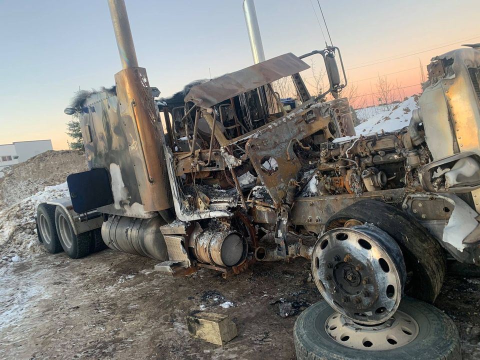 Salvage 2018 Peterbilt 389 Truck Tractor For Parts Edmonton, Alberta