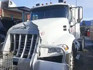 Salvage 2012 Mack CXU613 - M-1