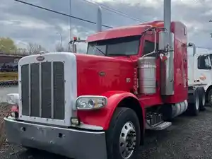 Salvage 2016 Peterbilt 389 - PB-308