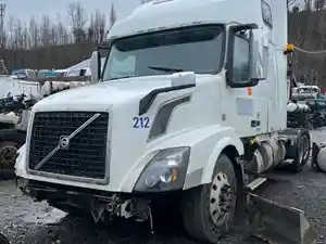 Salvage 2016 Volvo VNL - V-289