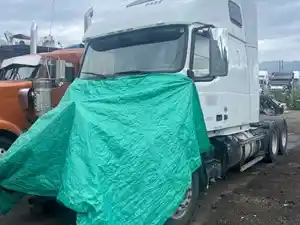 Salvage 2016 Volvo VNL - V-45