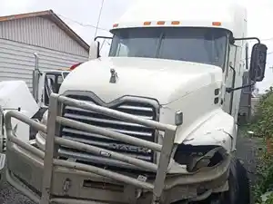 Salvage 2018 Mack CXU613 - M-2