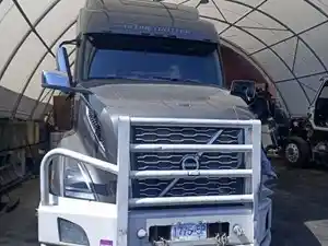 Salvage 2018 Volvo VNL - V-413