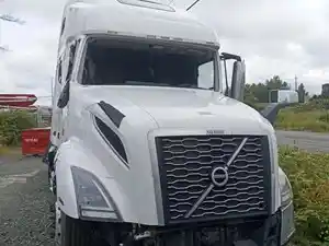 Salvage 2021 Volvo VNL - V-420