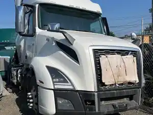 Salvage 2021 Volvo VNL - V-312