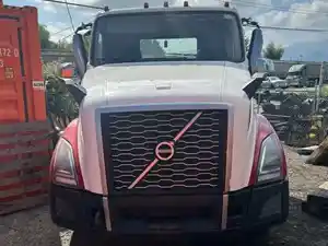 Salvage 2021 Volvo VNL - V-417