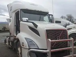 Salvage 2021 Volvo VNL - V-408