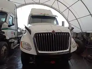 Salvage 2022 International LT625 - INT-396