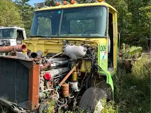 Salvage 2000 Volvo WG - 834A
