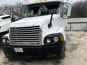 Salvage 2007 Freightliner ST120 - 284