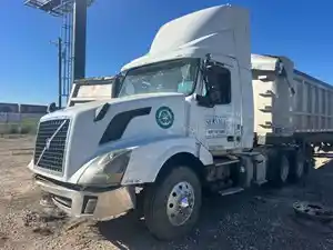 Salvage 2016 Volvo VNL - 269