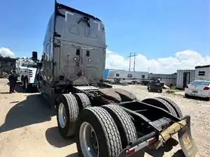 2017 Freightliner Cascadia 125 Truck for Parts (Stock #106)) Part Image