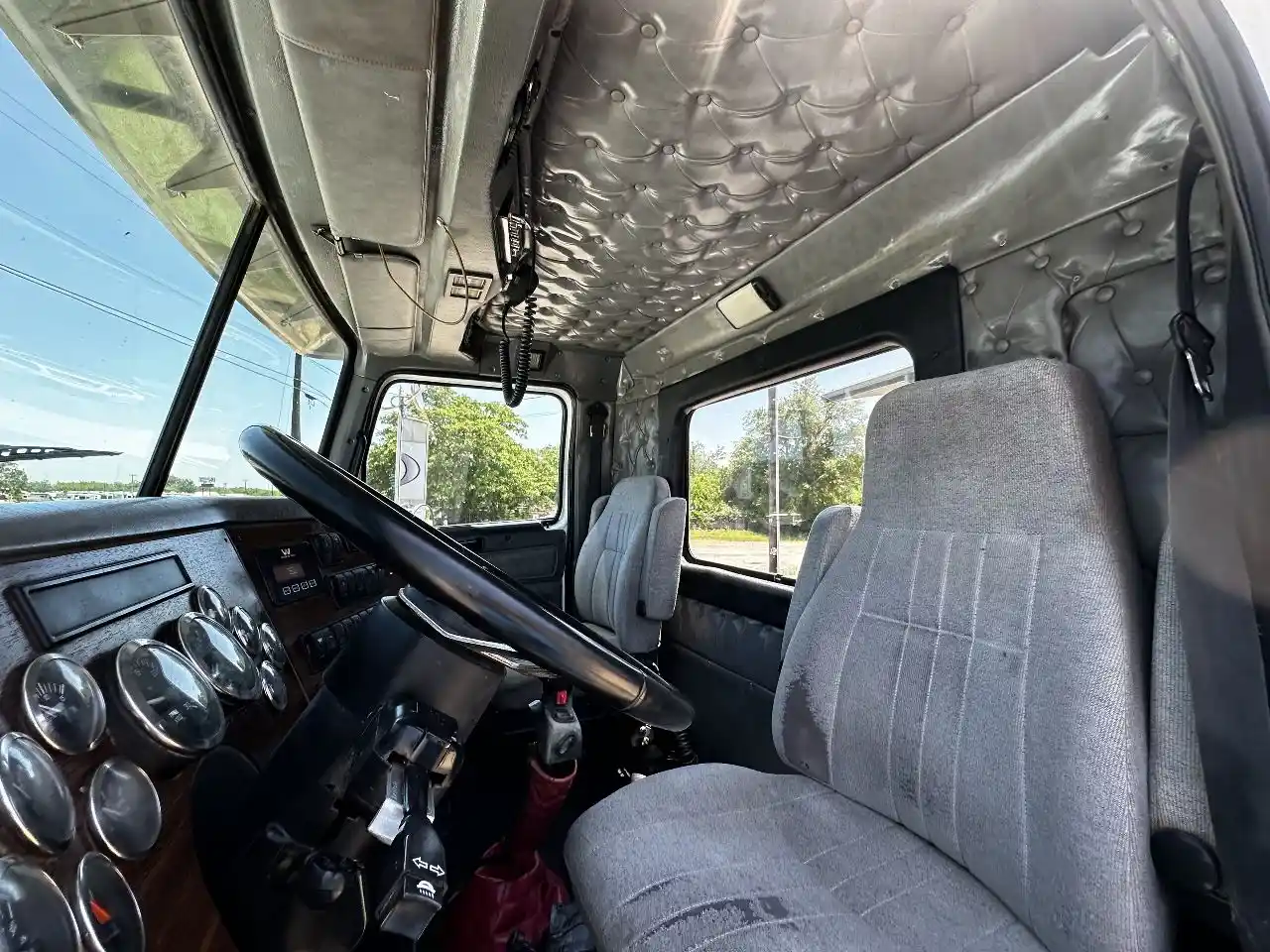 Used 2000 Western Star 4900E Truck Tractor Daycab For Sale Sulphur Springs, Texas, United