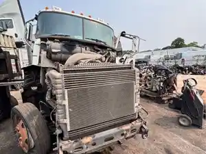 Salvage 2005 Mack CXN612 - 133/2025