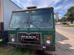 Salvage 2010 Mack CH600 - 87/2025