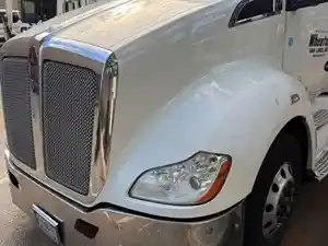 Salvage 2015 Kenworth T680 - 182/2025