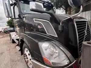 Salvage 2015 Volvo VNL - 202/2025