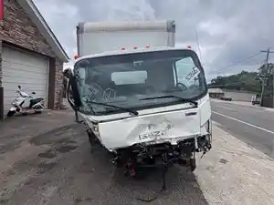 Salvage 2019 Isuzu NPR - 128/2025