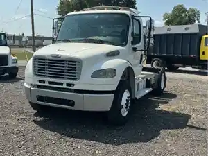 Complete 2015 Freightliner M2 106 - SV-42