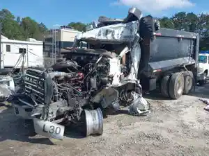 Salvage 2007 Mack CTP713 - SV-527
