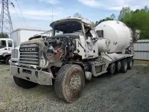 Salvage 2020 Mack GRANITE - SV-201