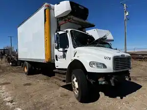 Salvage 2012 Freightliner M2 106 - SV-657