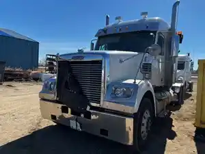 Salvage 2013 Freightliner CORONADO - SV-656