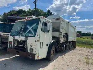 Salvage 2011 Mack LEU613 - 11549226