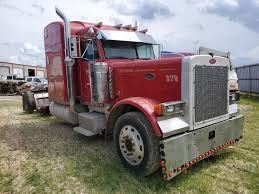 2000 Peterbilt 379 Truck for Parts