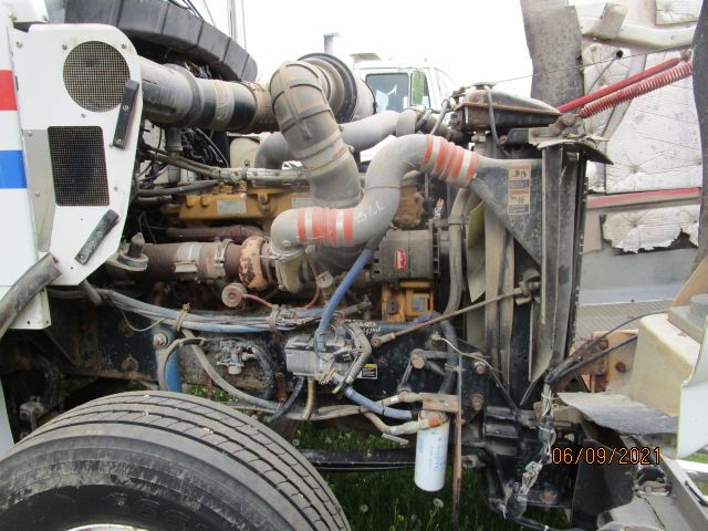 Image 12 of part 2001 Kenworth T800 Truck for Parts