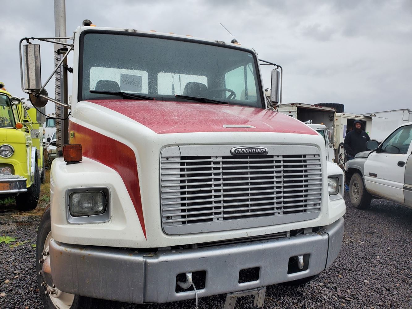 Salvage 2003 Freightliner FL70 Truck Tractor 