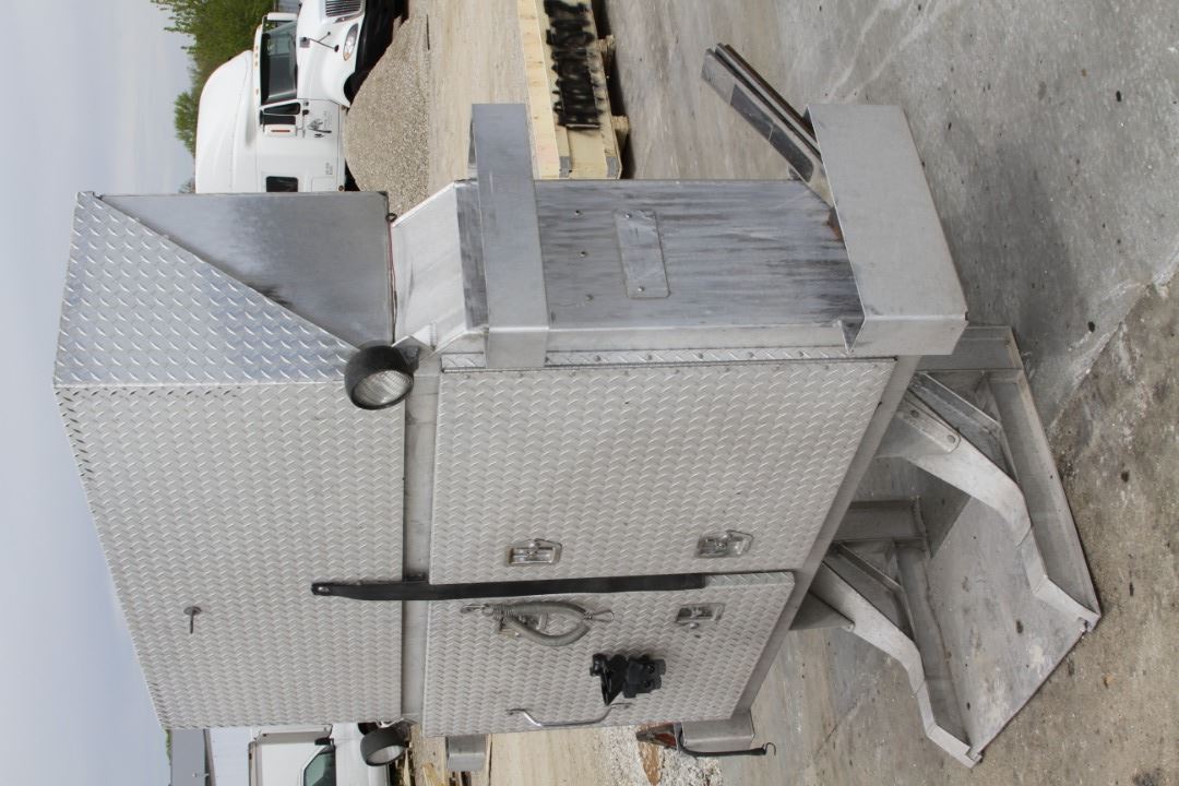 Image 10 of part 2013 Freightliner Cascadia 125 Truck for Parts