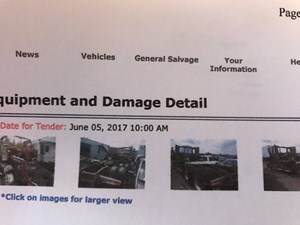 Salvage 2004 Western Star 4900 FA - X-17W04