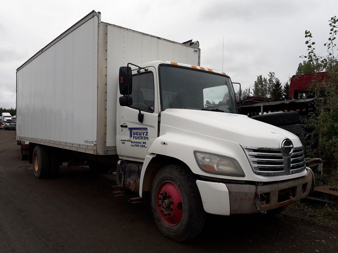 Salvage 2007 Hino 308 Truck Delivery For Parts Prince British