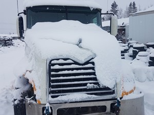 Salvage 2013 Mack CXU613 - X-19M01