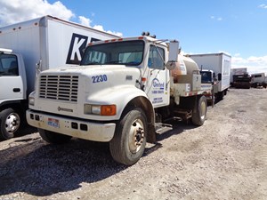 Salvage 2001 International 4900 - 662
