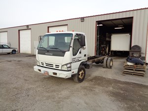 Salvage 2006 Isuzu NPR - 671