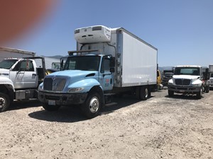 2007 International 4300 Truck for Parts (Stock #871)) Part Image