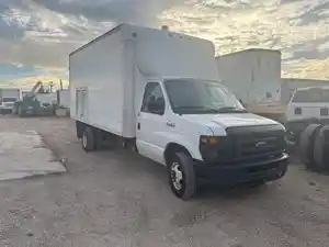 Salvage 2008 Ford E-450 Super Duty - 1073
