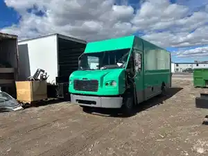 Salvage 2018 Freightliner MT45 Chassis - 1083