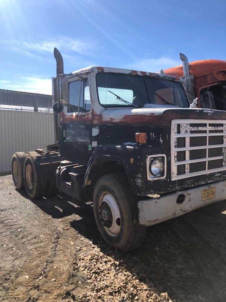 Salvage 1984 International F2275 Truck Tractor For Parts Alma, Arkansas, United States TPI