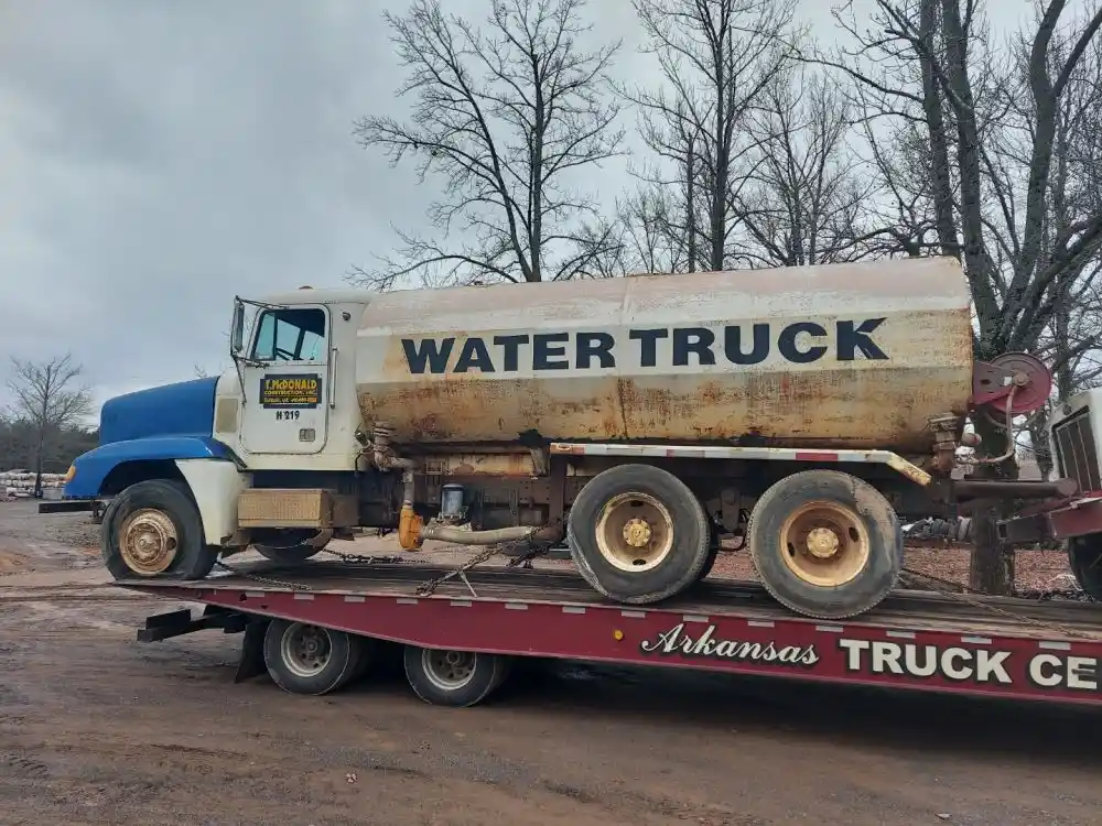 Salvage 1992 Freightliner FLD Truck Tractor For Parts Alma, Arkansas, United States TPI TPI
