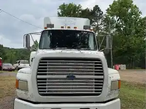 Salvage 1995 Ford LTA9000 AERO MAX 106 - SV-1688