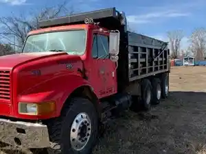 Salvage 1999 International F-4900 - SV-1678