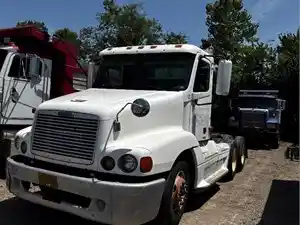 Salvage 2000 Freightliner Century Class 120 - SV-1494